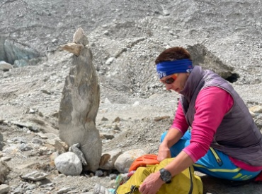 Als Wander-Coach habe ich alle angebotenen Touren selbständig rekognosziert und kenne deshalb die Anforderungen dieser Wanderpfade aus eigener Erfahrung. Meine Ausbildungen sind alle mir Zertifikat abgeschlossen. Meine Firma verfügt über die nötigen Bewilligungen, um die Angebote zu Auszuführen.